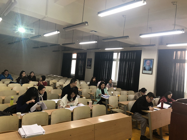 留学生中期检查及开题3_副本.jpg