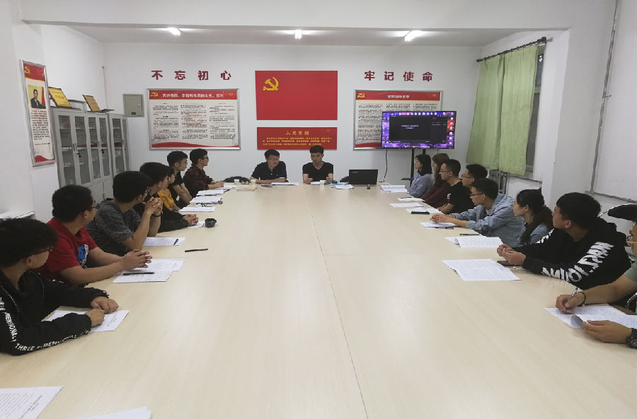 石工二黄小明老师.png